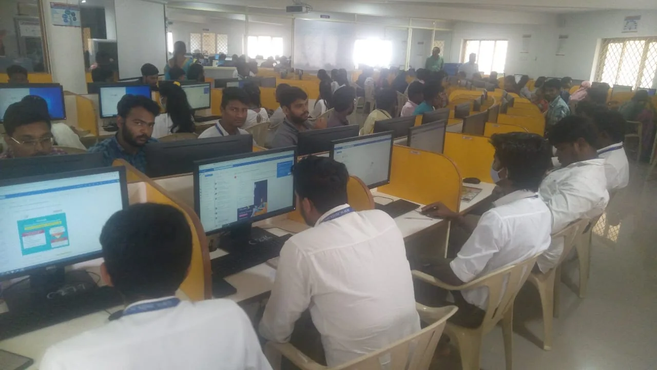 Grow With Google students